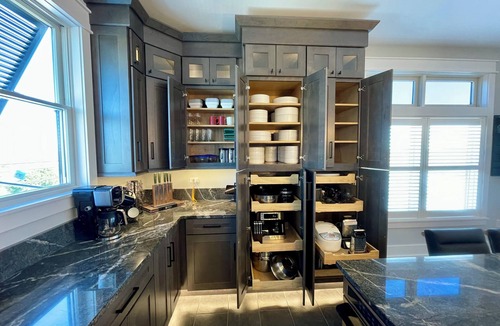 Cape May Court House House | New 4,500 Sq.ft. 14 Guests, 5 Bed, 5 Bath, SkyDeck, Spa, Elevator, Docks, WiFi.