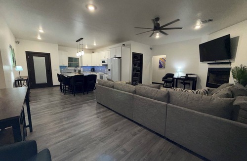 Porum House | New 4 Bed 3.5 Bath Home w2 boat slips in Duchess Creek Estates - Porum Landing