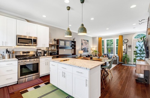 Edgewood House | NEW 4BR Townhouse w Parking for 2, Game Room
