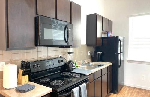McAllen Apartment | NEW! 5 min from Mall, Airport, and Dinning!