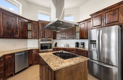 Dripping Springs House | * NEW 5 STAR HILL COUNTRY RETREAT *