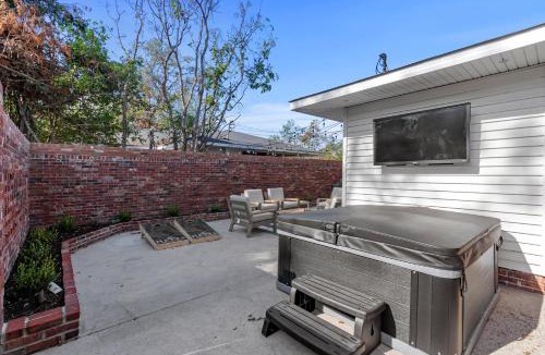 Augusta Villa | NEW 5 Star Luxury-Masters-Hot Tub-Fire Pit-EV Char