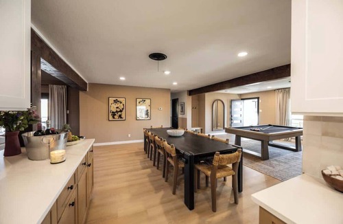 University Hills and Windsor Park House | New! 7 bedroom, Pool, Movie Lounge, Playground
