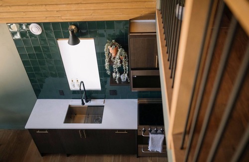 Haliburton House | NEW A-frame with sauna, fire pit & close to town