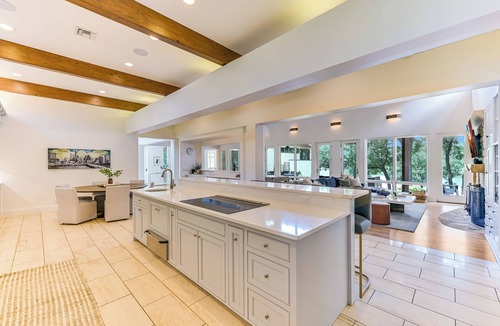 Panorama Ranch House | NEW Above Austin Entertainer I Waterfront I Lake Austin I Pool & Spa