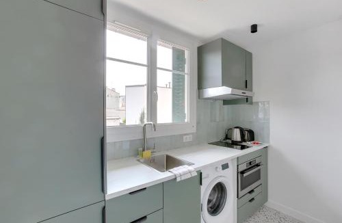 Saint-Ouen Apartment | New, air-conditioned apartment - close to Paris