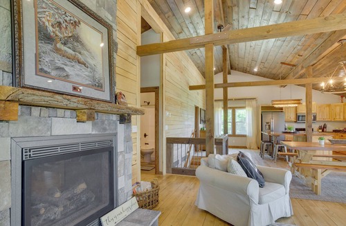 New Albin House | New Albin Vacation Rental w/ Fire Pit & Views!