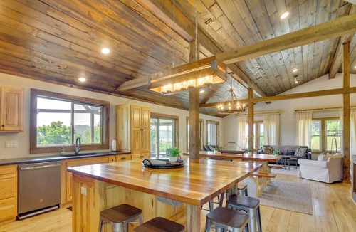 New Albin House | New Albin Vacation Rental w/ Fire Pit & Views!