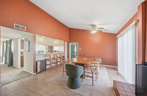 Taylor Ranch House | NEW! Albuquerque Escape | Hot Tub + Atrium