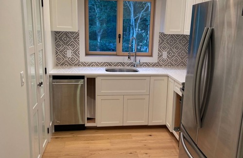 Bridgehampton House | New and Modern Bridgehampton Accommodations