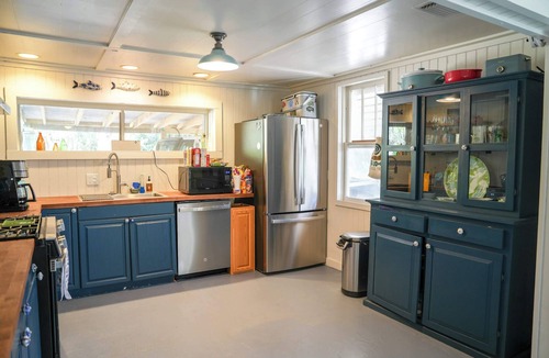 Apalachicola House | New- Apalachicola River Waterfront Dock & Kayak Launch