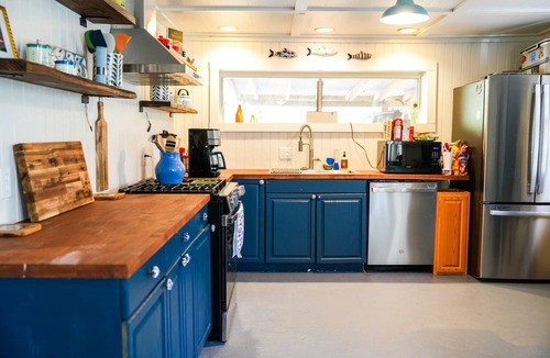 Apalachicola House | New- Apalachicola River Waterfront Dock & Kayak Launch
