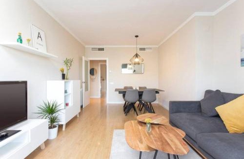 L'Hospitalet de Llobregat Apartment | New Apartment With Private Rooftop