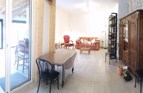 Calvisson Apartment | New apartment 120 m² remains in the seventeenth century