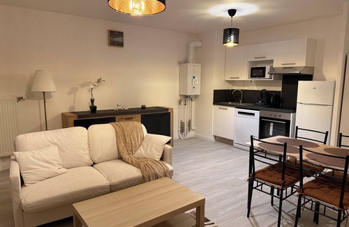 Centre Ville Rive Gauche Apartment | New apartment 5 minutes from Rouen's historic center - breathtaking view.