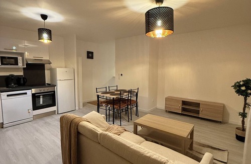 Centre Ville Rive Gauche Apartment | New apartment 5 minutes from Rouen's historic center - breathtaking view.