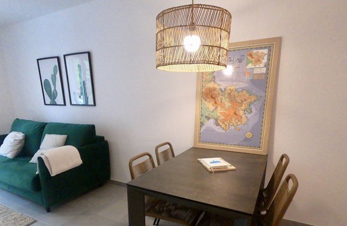 Portlligat Apartment | New apartment in the center with garage