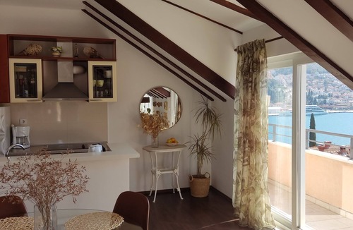 Babin Kuk Apartment | New apartment, terrace, sea view, beach nearby