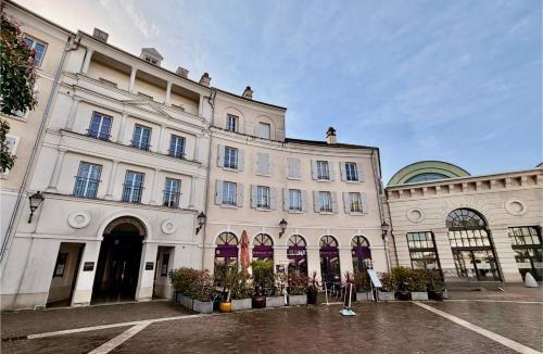 Serris Apartment | New Appartement Chic, Disney & Shopping à Pied