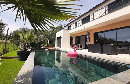 Saint-Gely-du-Fesc Villa | New architect-designed villa, 180m2, swimming pool, 12 minutes from Montpellier