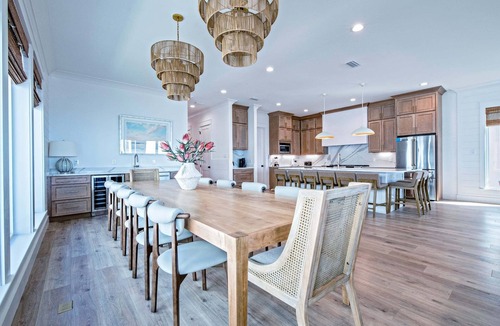 Southpointe House | NEW Beachfront 8 bedroom House, Sandy Crax East, with Private Pool. Prickett Properties