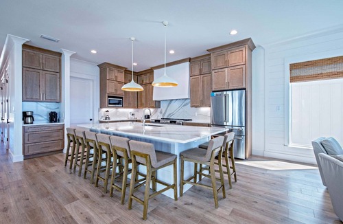 Southpointe House | NEW Beachfront 8 bedroom House, Sandy Crax East, with Private Pool. Prickett Properties