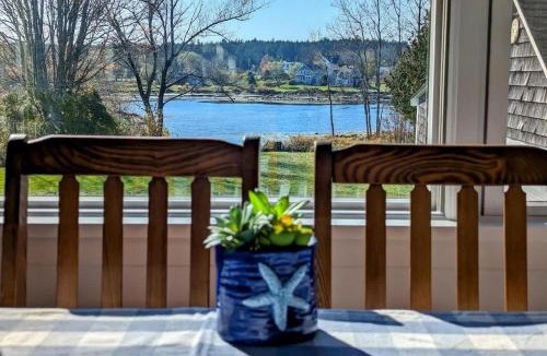 Prospect Harbor House | NEW Beachy Watering Cove Cottage