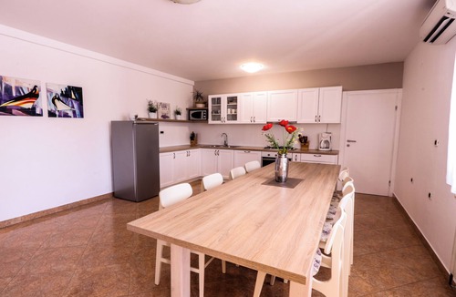 Zabrezani Villa | New beautiful Villa! Large private pool in a secluded garden, 6 bedrooms