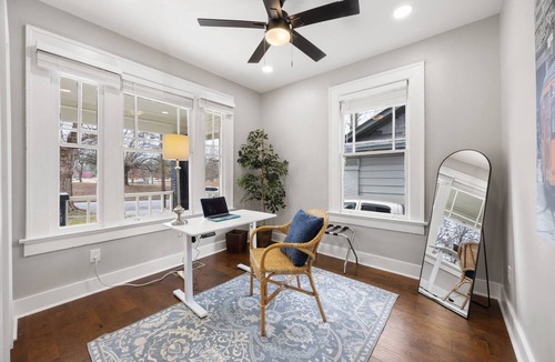 West End Apartment | New-Beautifully Renovated Beltline Home | Walk, Dine, Explore