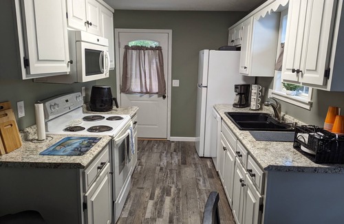 Flippin House | New! Beautifully updated private home near White River and Bull Shoals