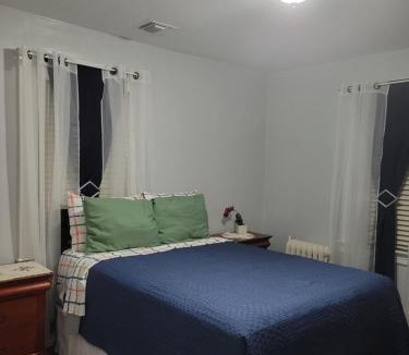 Roselle Bed & Breakfast | New bedroom