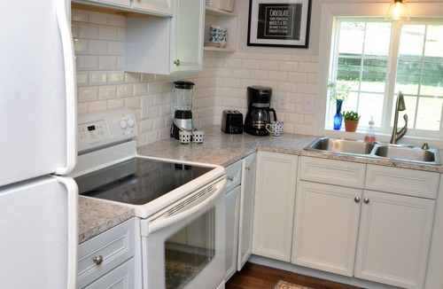 Versailles Cottage | New Beginnings Cottage