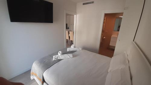Vilanova I la Geltru Apartment | New beside Sitges with pool beside beach