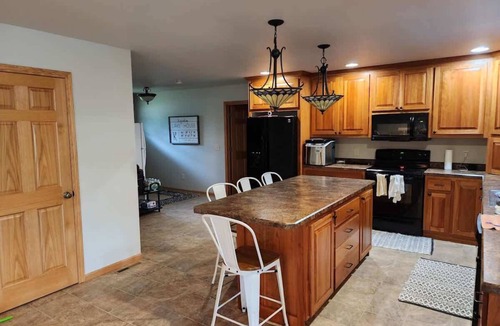 Perham House | New! Big Pine Bluff | Perham, MN