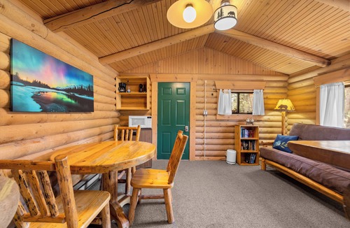 Bigfork Cabin | New! Birdsong Log Cabin, Mountain views, firepit