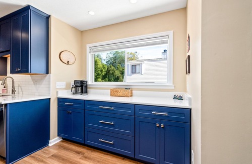Auburn House | NEW Bluebird Game Day Condo!