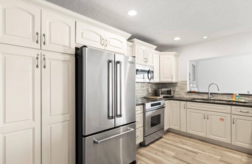 Palm Harbor House | New Boaters Paradise | Boats | Pets