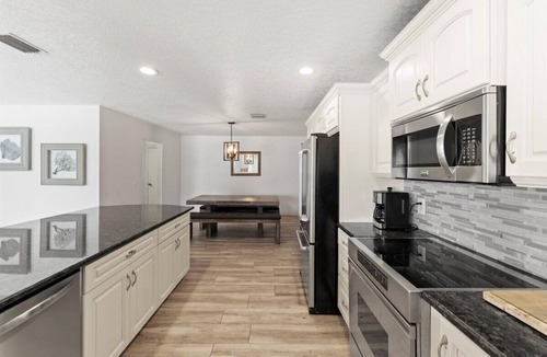 Palm Harbor House | New Boaters Paradise | Boats | Pets