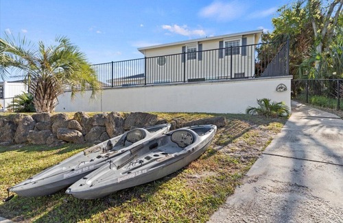 Palm Harbor House | New Boaters Paradise | Boats | Pets