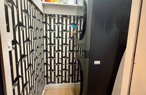 Eastlake Condo | NEW! Boutique 1926 Modern Flat