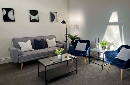 Durham House | New Bracepeth - 2 Bedroom House- by Holiday Homes