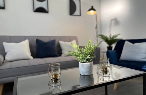 Durham House | New Bracepeth - 2 Bedroom House- by Holiday Homes