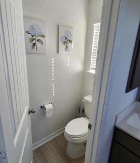New Braunfels House | New Braunfels Modern Spacious 5-bedroom house