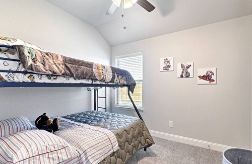 Greenville House | ✨ NEW BUILD 4BD 2BA Cheerful Bright Home! 🆕