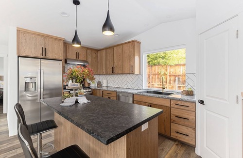 Grants Pass House | NEW Build-777 Hideaway