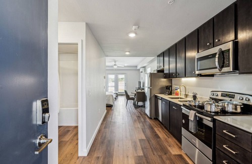 Marble Falls Apartment | New Build Luxury Studio