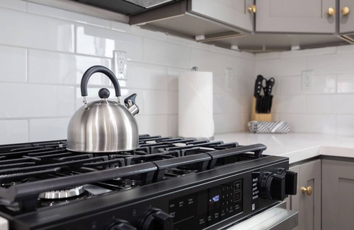 Wilshire House | New Build Townhome in Hollywood
