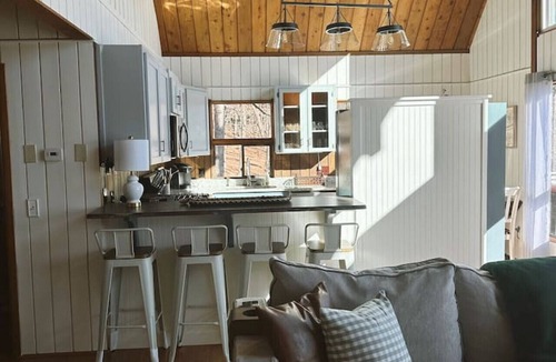 Tate Cabin | NEW! Cabin in the Clouds
