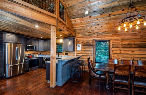 Morganton Cabin | NEW Cabin w/Long Range Views/Hot Tub/Dog Friendly/Paved Access/EV Plug