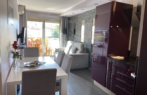 Cannes City Centre Apartment | NEW ! 'CANNES-CENTER' Cosy high standing apartment in the heart of Cannes